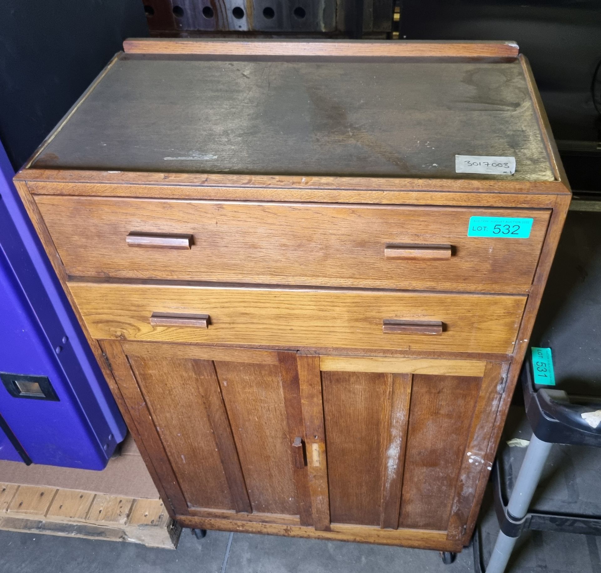 2 drawer 3 shelf wooden cabinet - L85 x W50 x H130cm - Image 3 of 7