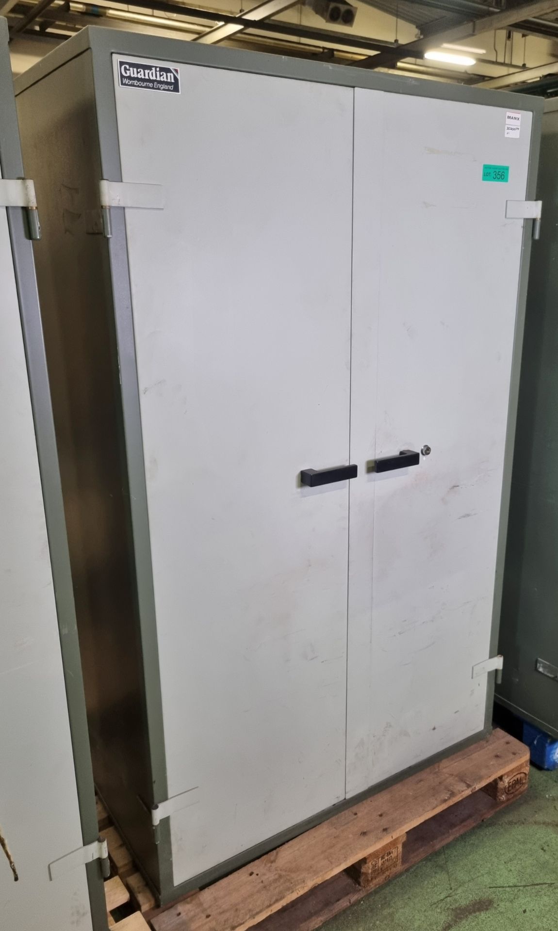 Guardian File safe locker L 113 x W 56 x H 183cm - Image 2 of 4