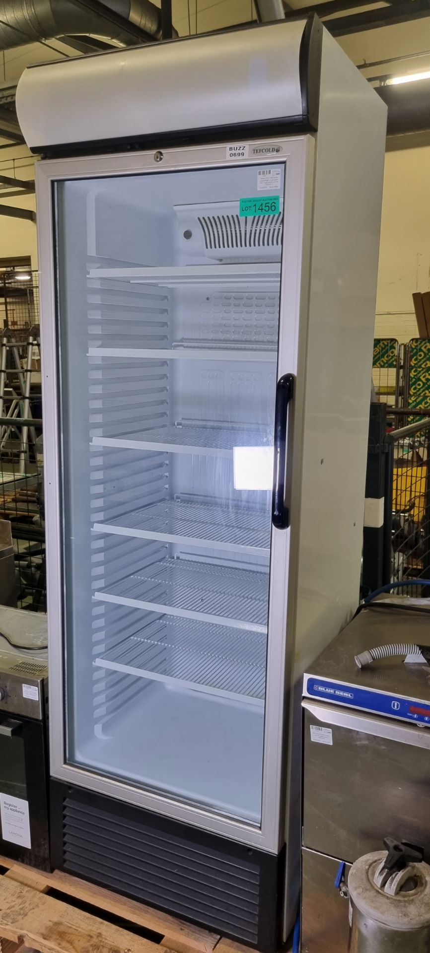 Tefcold FSC 1450 bottle cooler/fridge, single glass door, 6 adjustable shelves - 70x62x210 - Image 2 of 4