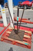 Tripod Cast Iron Surface Table