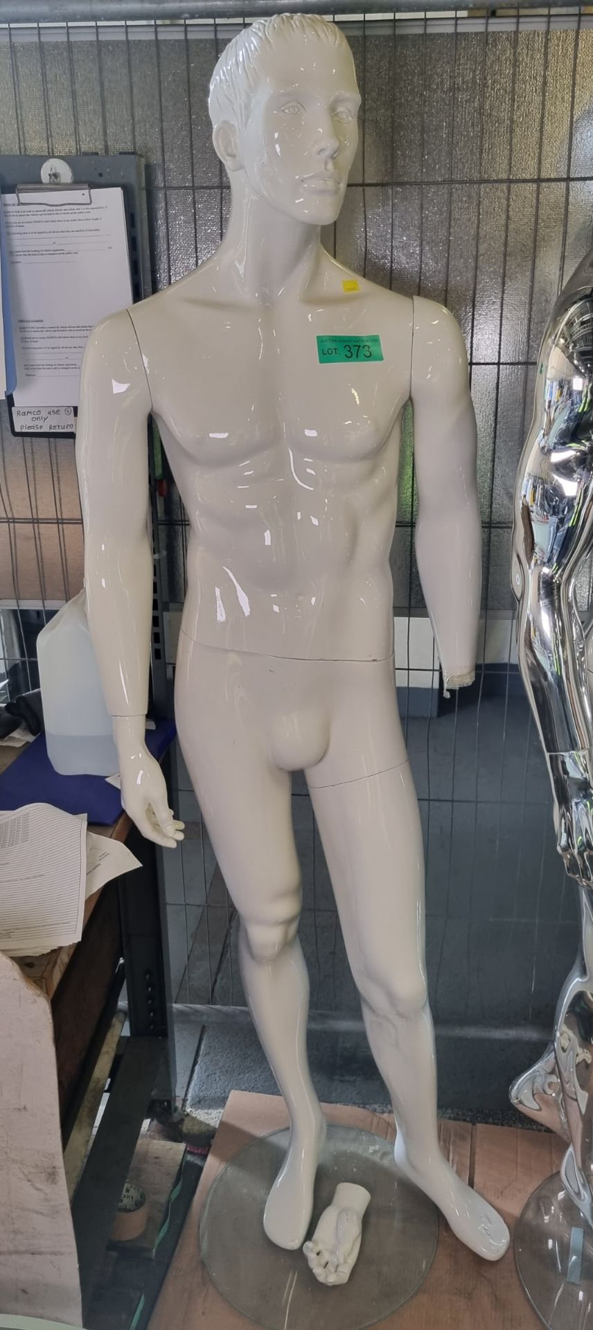 Mannequin - Male standing - Image 4 of 4