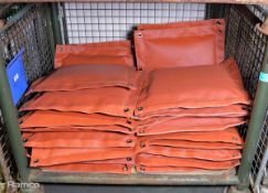 24x Vigilant fire cushions L59 x W59 cm