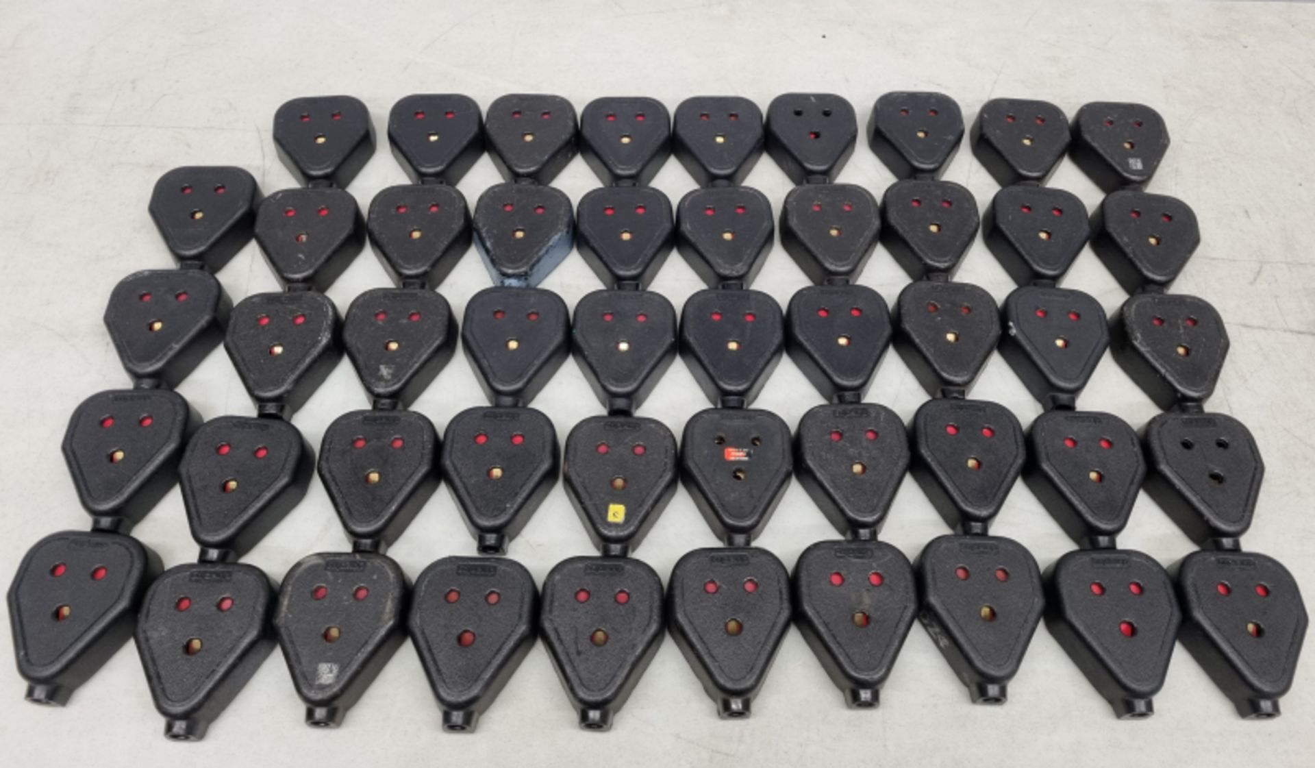 Various 15amp Plugs/sockets - Image 2 of 14