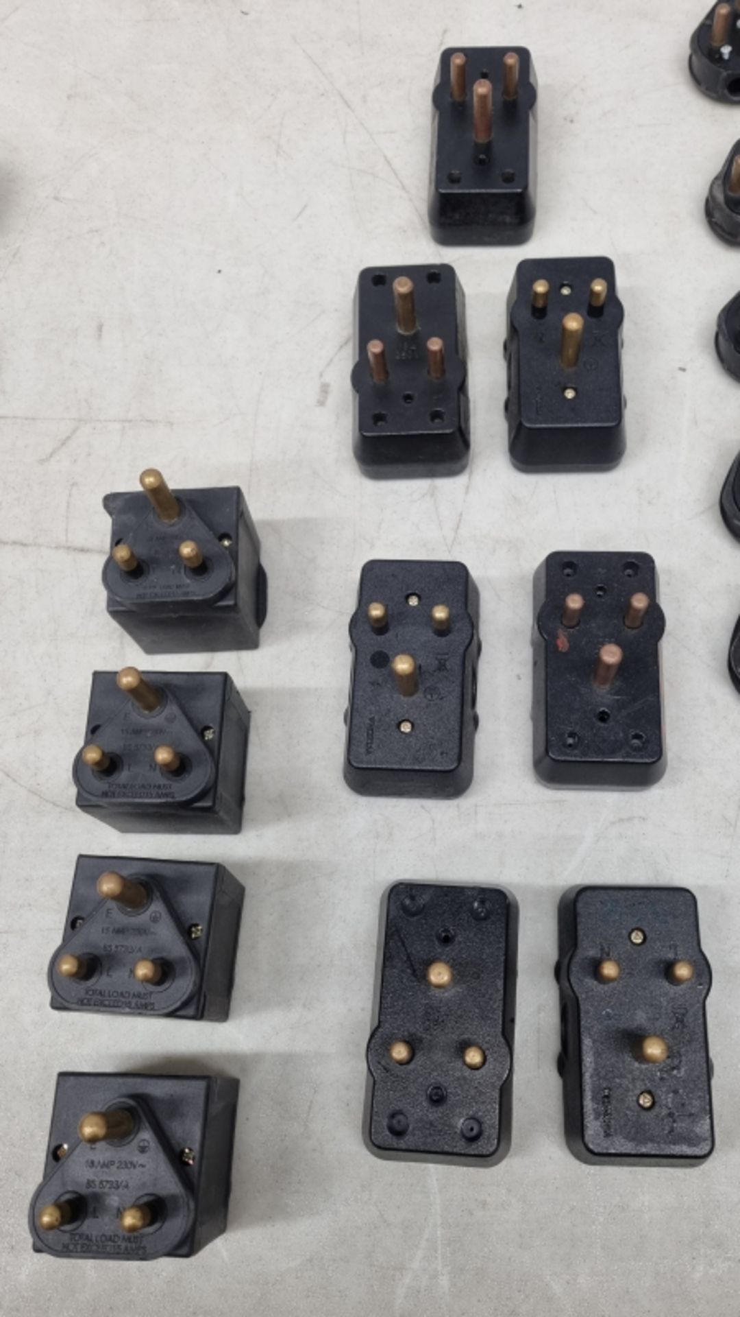 Various 15amp Plugs/sockets - Image 5 of 14
