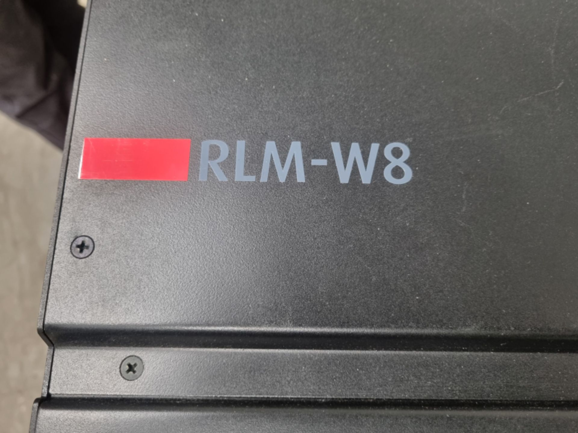 Barco RLM W8 Projector in case with remote and flying cradle - SPARES AND REPAIRS - Serial No.119912 - Image 4 of 12