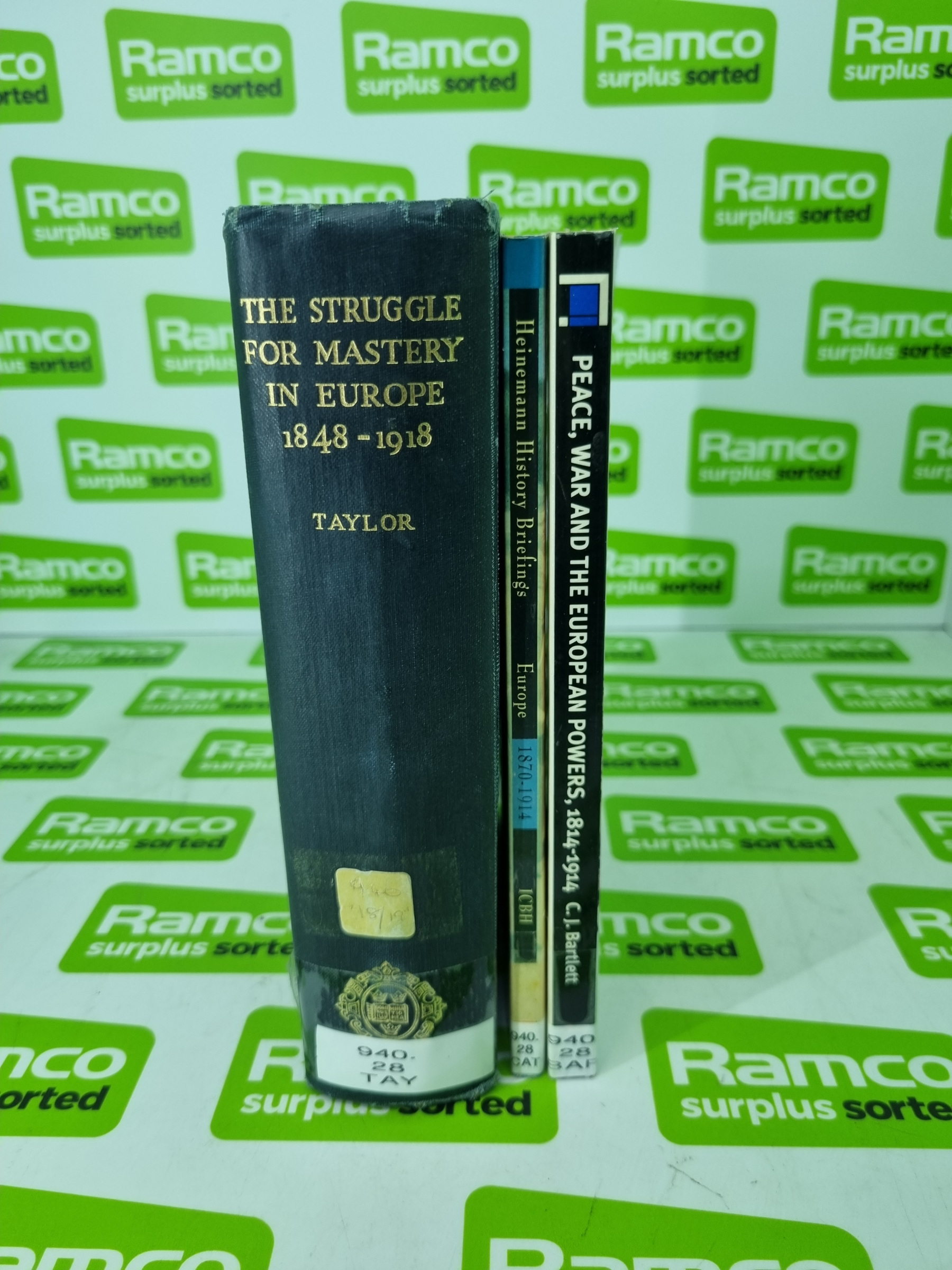 The Struggle for Mastery in Europe 1848-1918 by A J P Taylor - Oxford 1957, Heinemann History Briefi