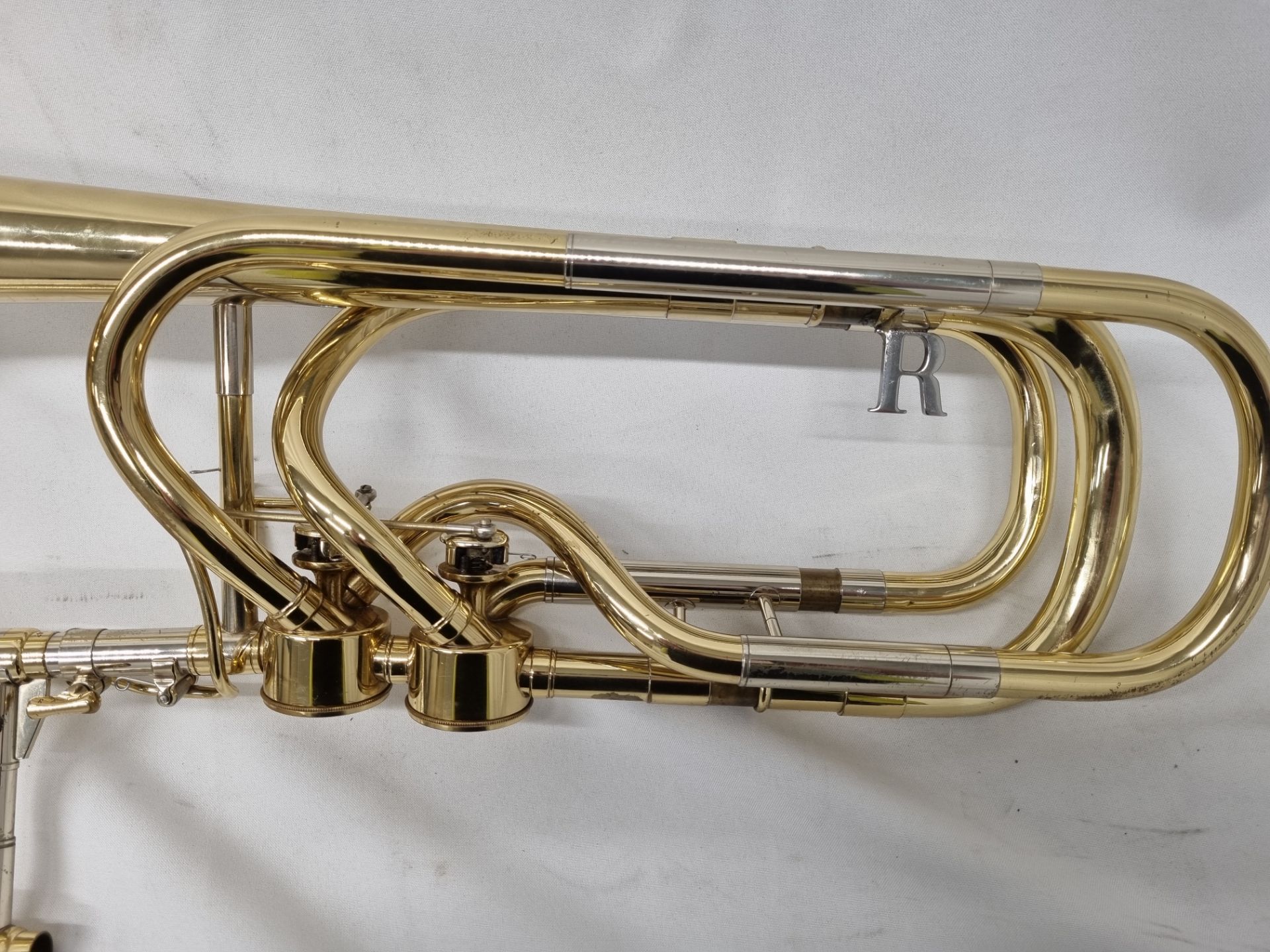 Heagmann Modele Deposes Tenor trombone & case - Image 3 of 10