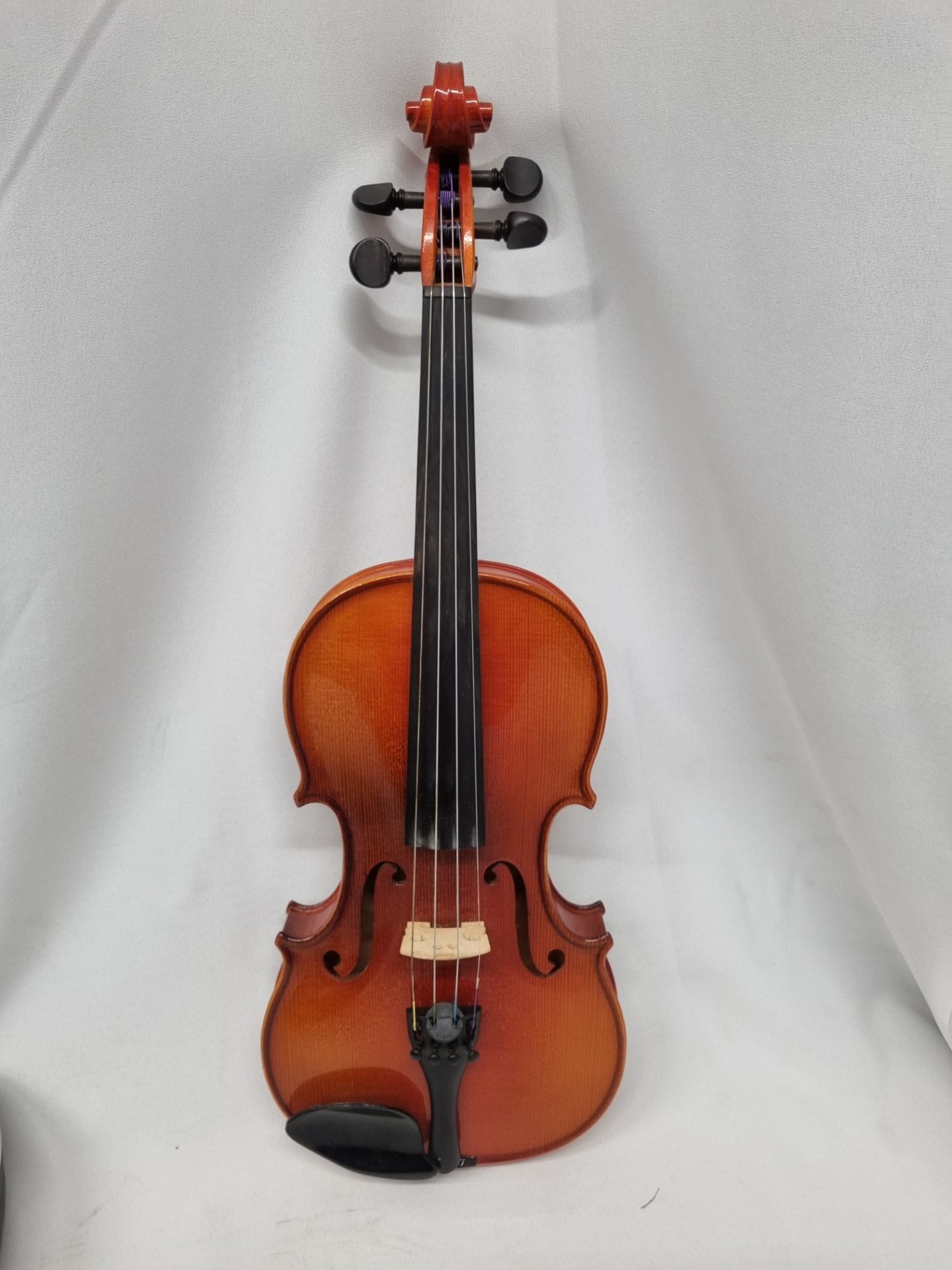 Karl Hofner 802 Violin & case - Image 2 of 10