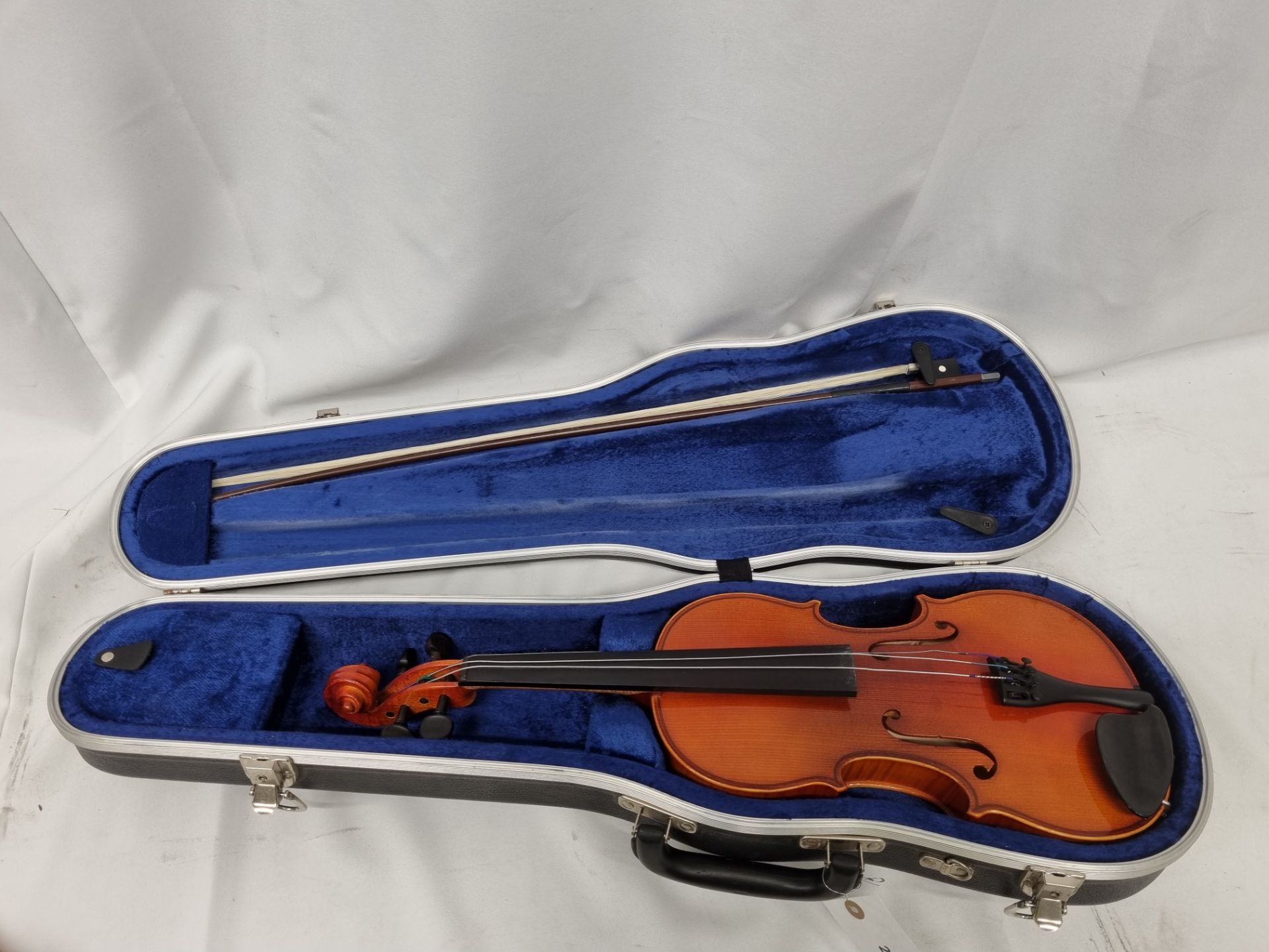 Karl Hofner 802 Violin & case