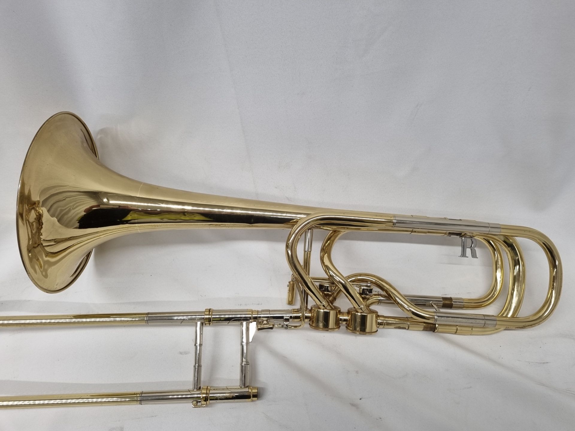 Heagmann Modele Deposes Tenor trombone & case - Image 2 of 10