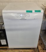 Smeg Dishwasher - L600 x D600 x H850mm