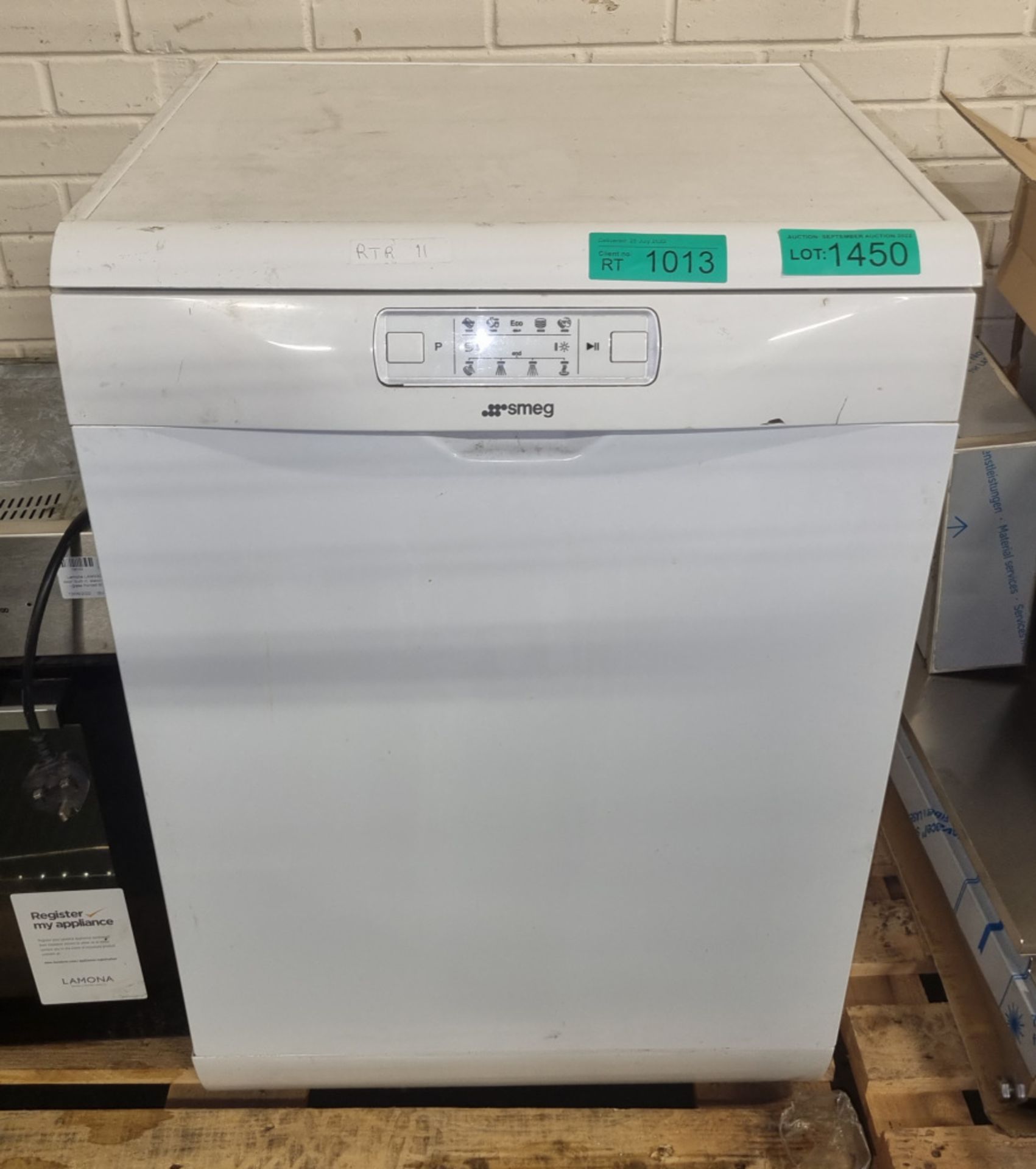Smeg Dishwasher - L600 x D600 x H850mm