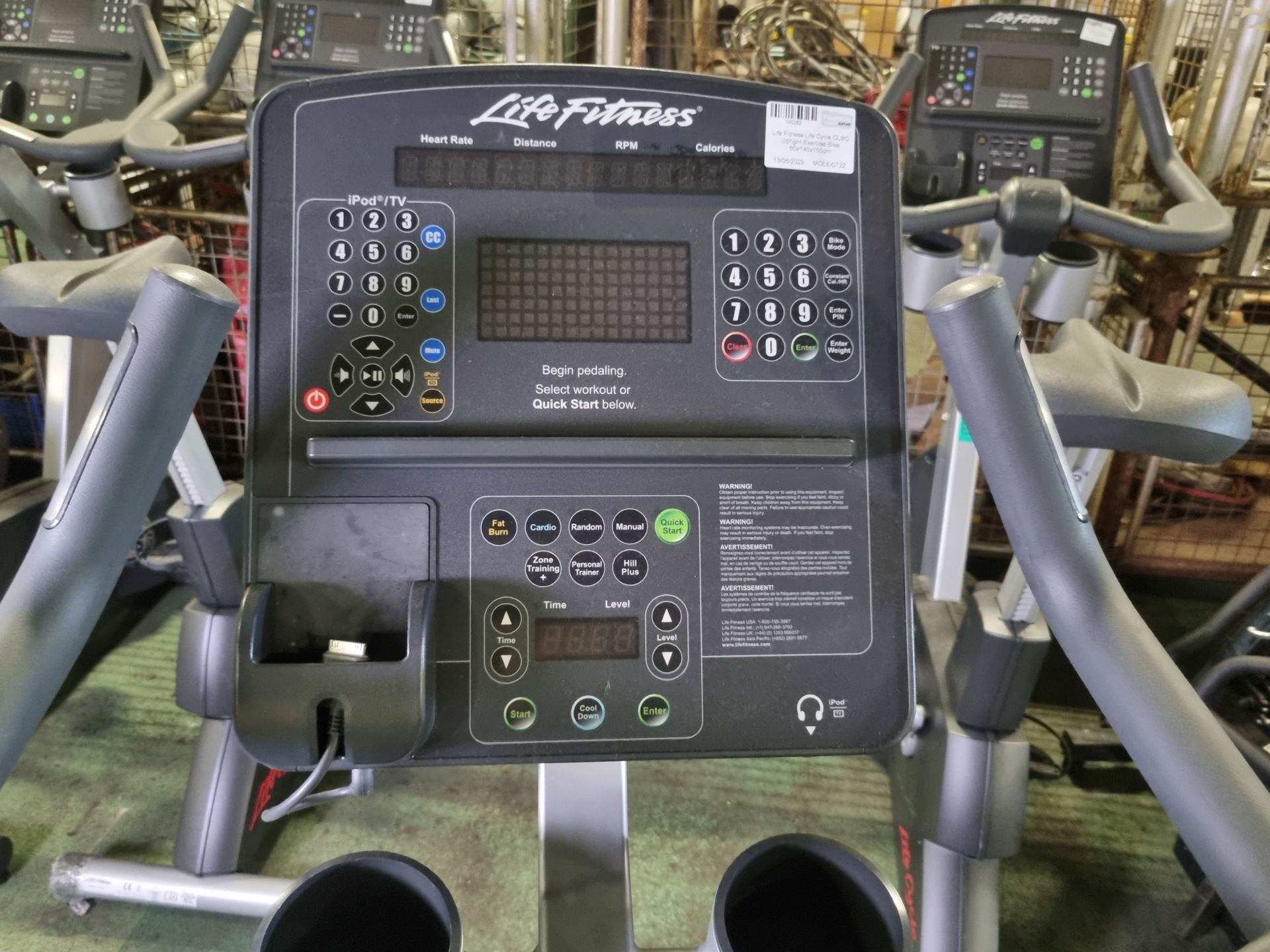 Life Fitness Life Cycle CLSC Upright Exercise Bike 60 x 140 x 150cm - Image 4 of 5