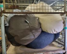 3x Assorted single seat beanbags