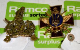 Military brass emblems - 1 figure & 1 coat of arms