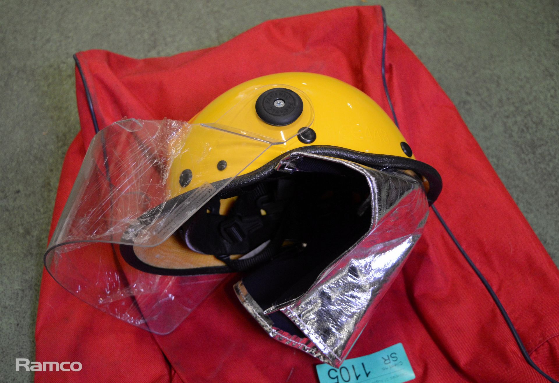 Firefighter equipment - Helmet & Wellington boots (size 10) - Image 4 of 8