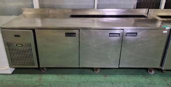 Foster Refrigerated Counter with Saladette 250 x 80 x 90cm