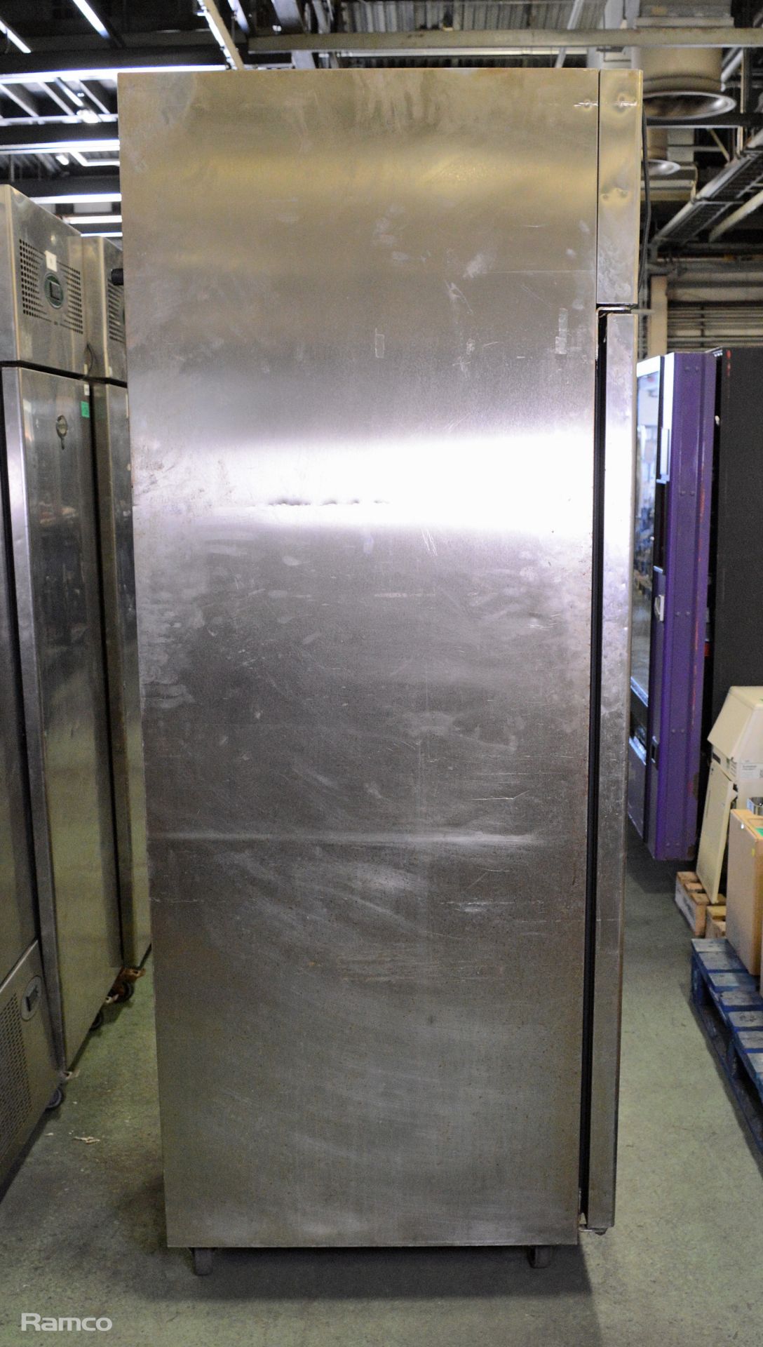 Foster PROG600H-A Upright Fridge 70x80x210cm - Image 8 of 8