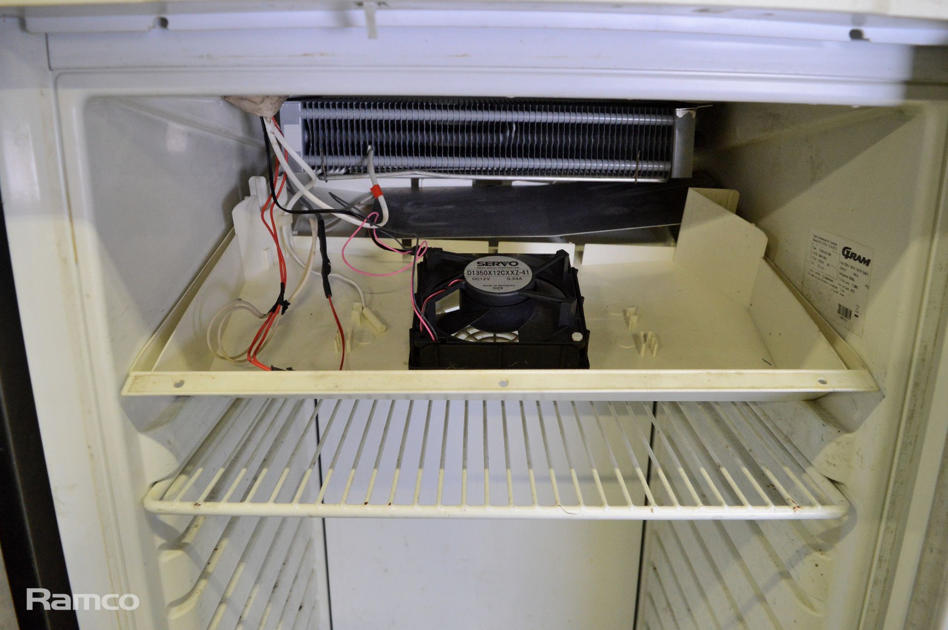 Gram F 410 LG C Upright Freezer 60x63x190cm - Image 3 of 4