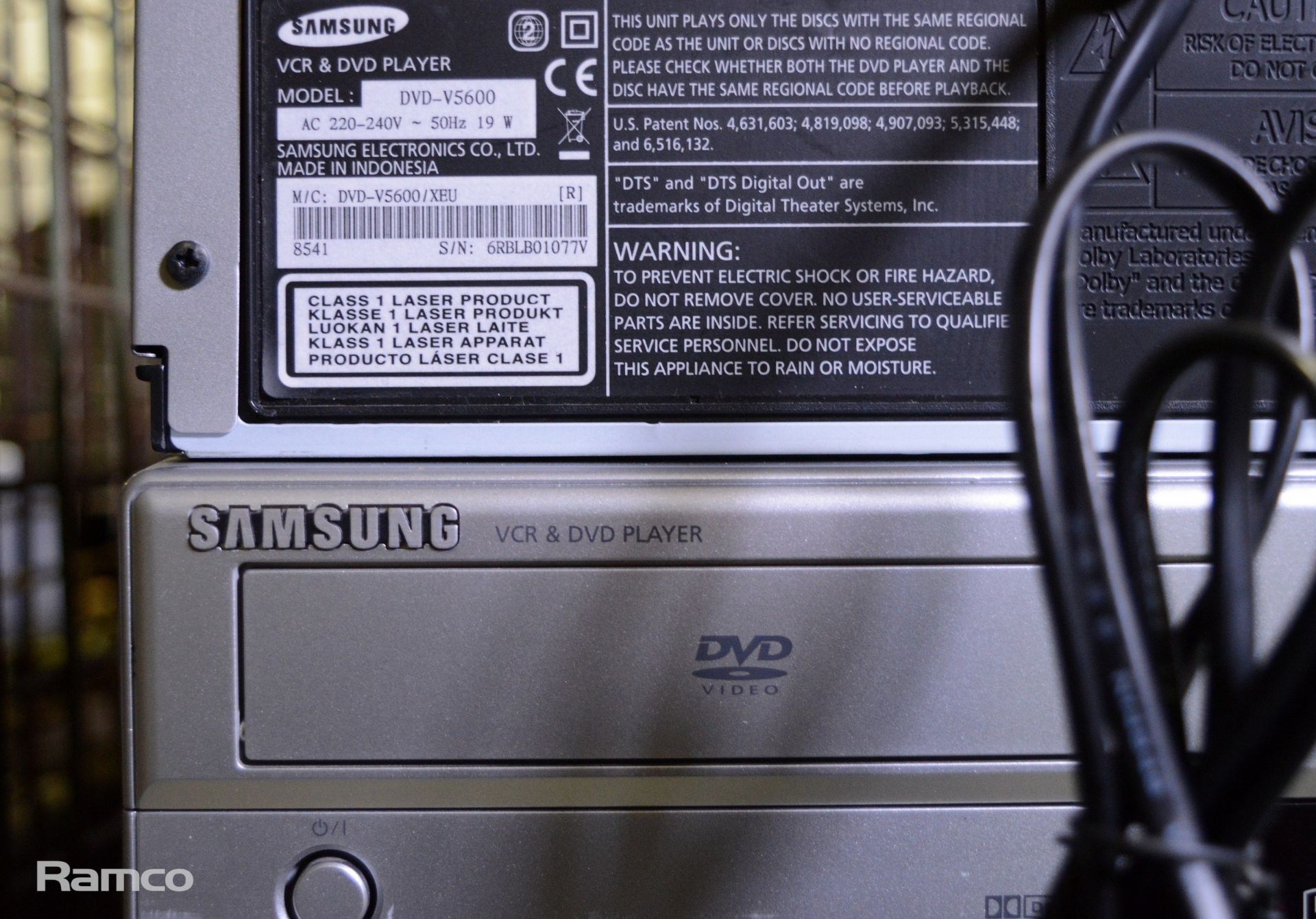 4x Samsung DVD-V6700S - Multi-Region Capable DVD Player & VCR, 7x Samsung DVD-V5600 DVD Player / VCR - Image 5 of 8