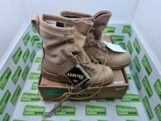 Bates gore-tex boot tan, temperate proof size 10 Regular