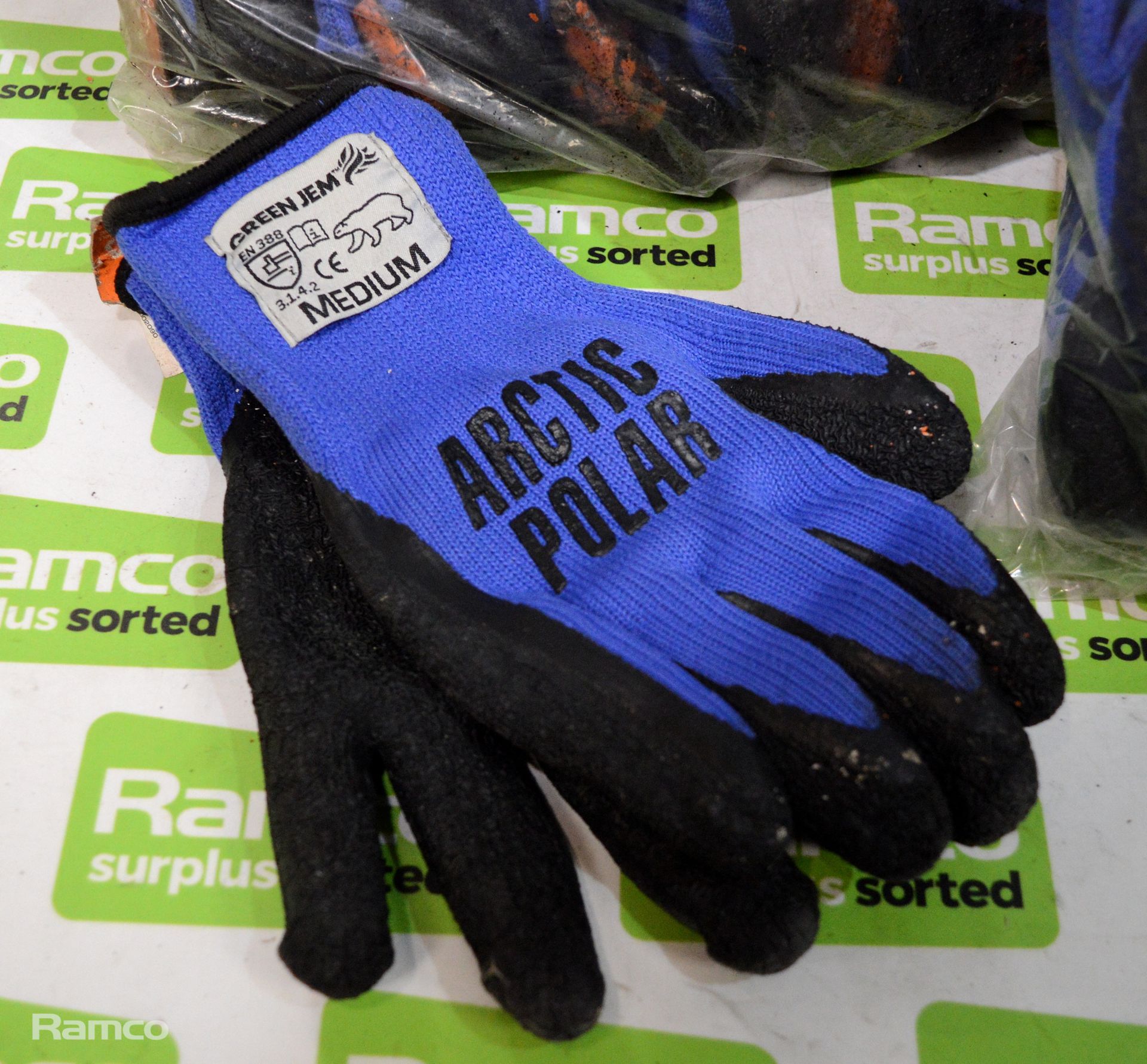 36 pairs of Green Jem Medium BLUE workwear gloves - Image 2 of 3
