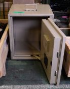 Mk 4 Combination safe L40 x W33 x H50 cm