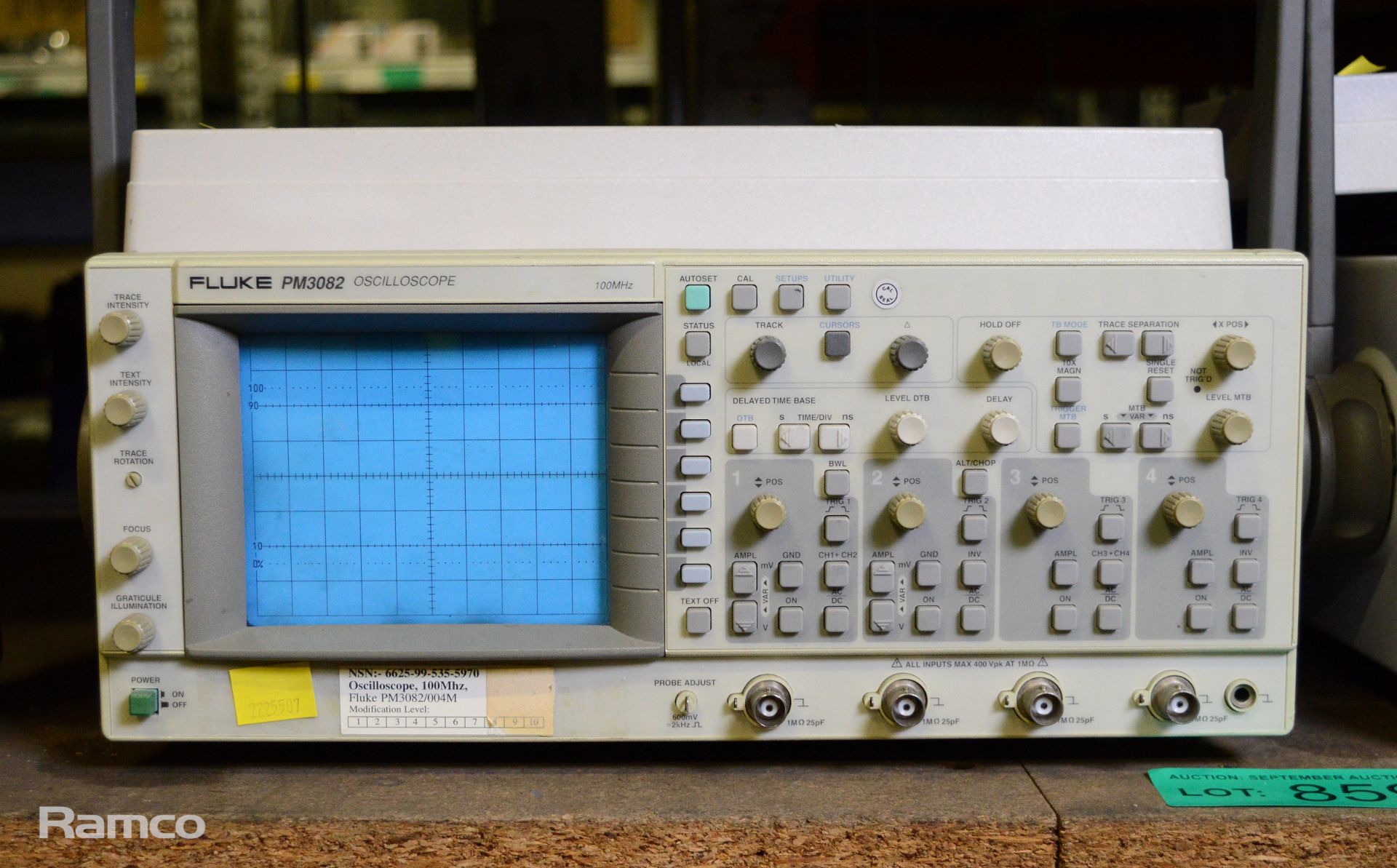 2x Fluke PM3082 100MHz Oscilloscopes - AS SPARES OR REPAIRS - Image 2 of 3