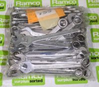 Various Sized Combination Spanners - approx 50