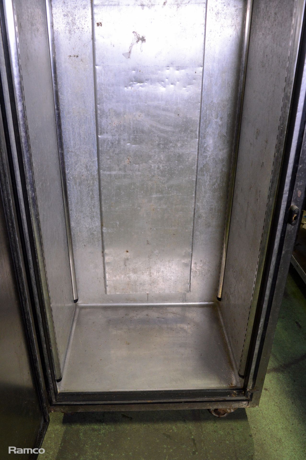 Foster EPROB600L Upright Freezer 80x70x210cm - Image 2 of 7