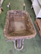 Standard metal wheelbarrow