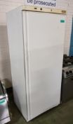 Apollo AUF600 upright single door fridge 80 x 70 x 190