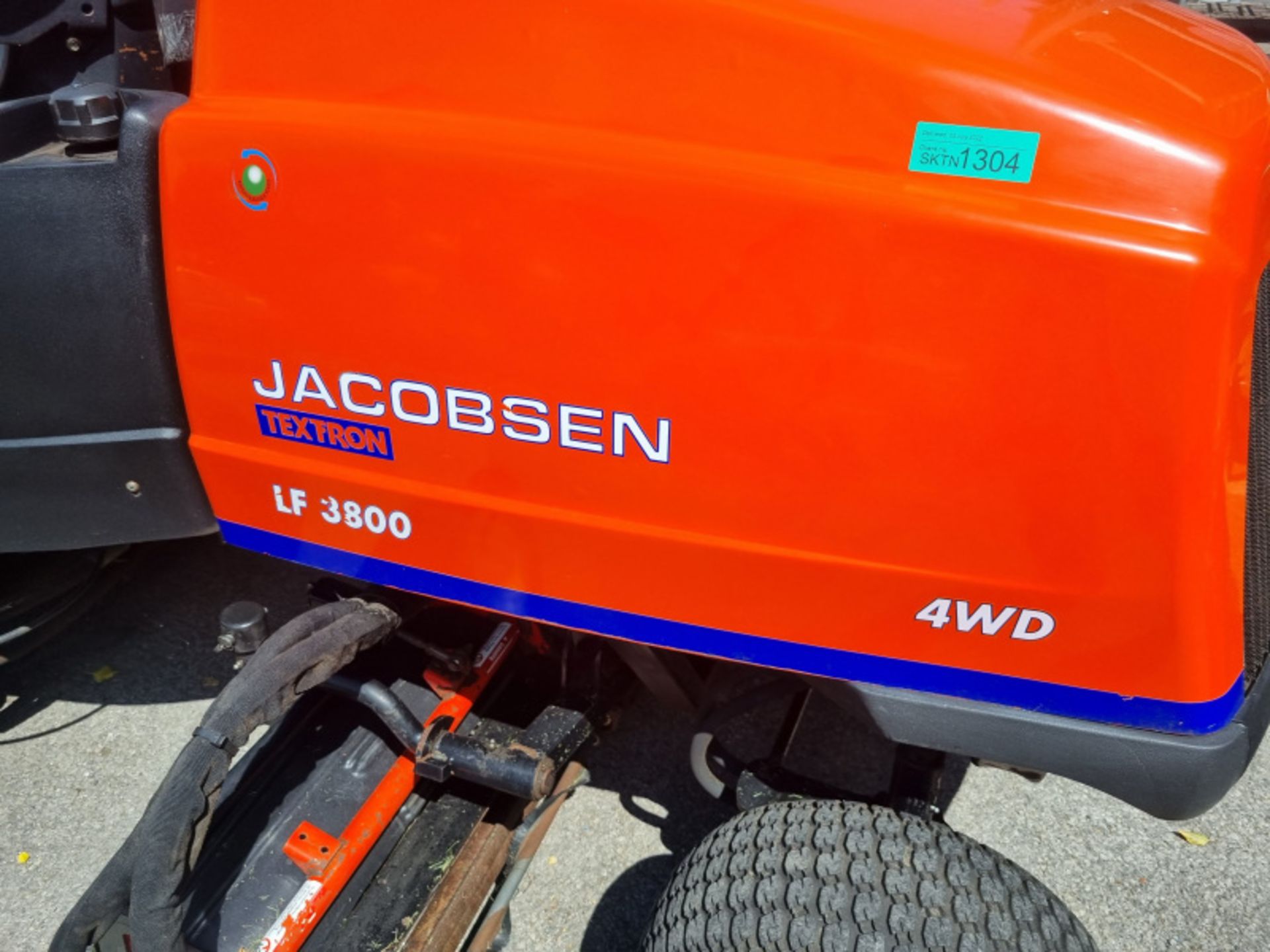 Jacobsen Textron LF3800 Ride on Mower - 4WD - V15 05 Kubota engine - 4086 hours - Image 4 of 13