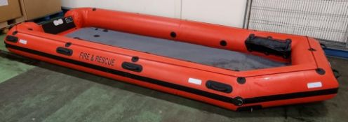 SIT ResQ raft Flood 15 inflatable Airdeck boat