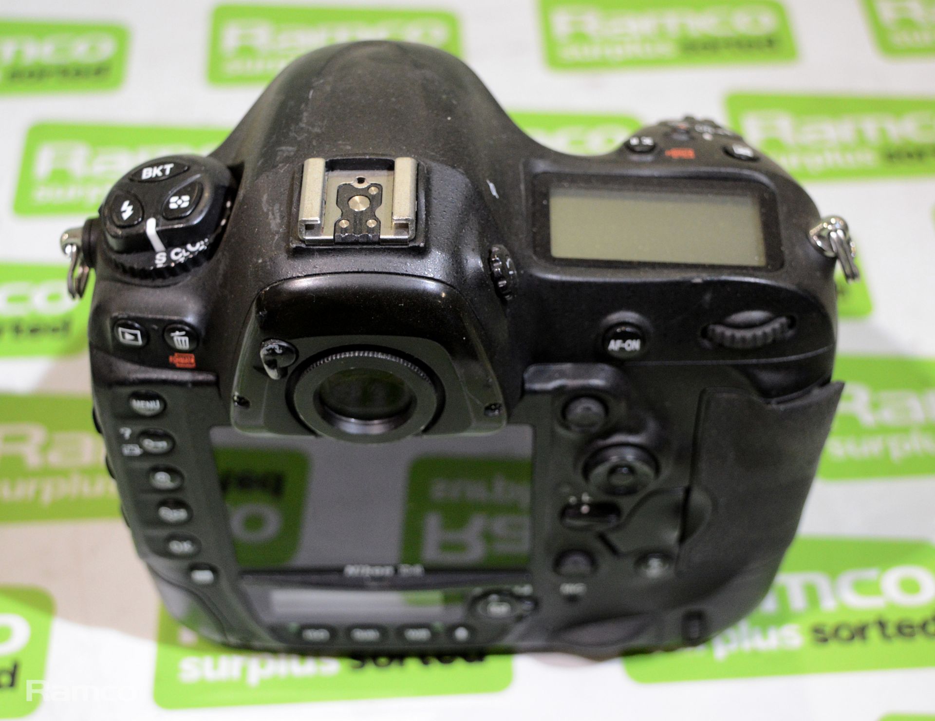 Nikon D4 digital SLR camera body, no battery - Image 5 of 6