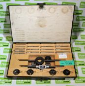 Goliath UNC Tap and Die set in Steel Case 45x30x8cm