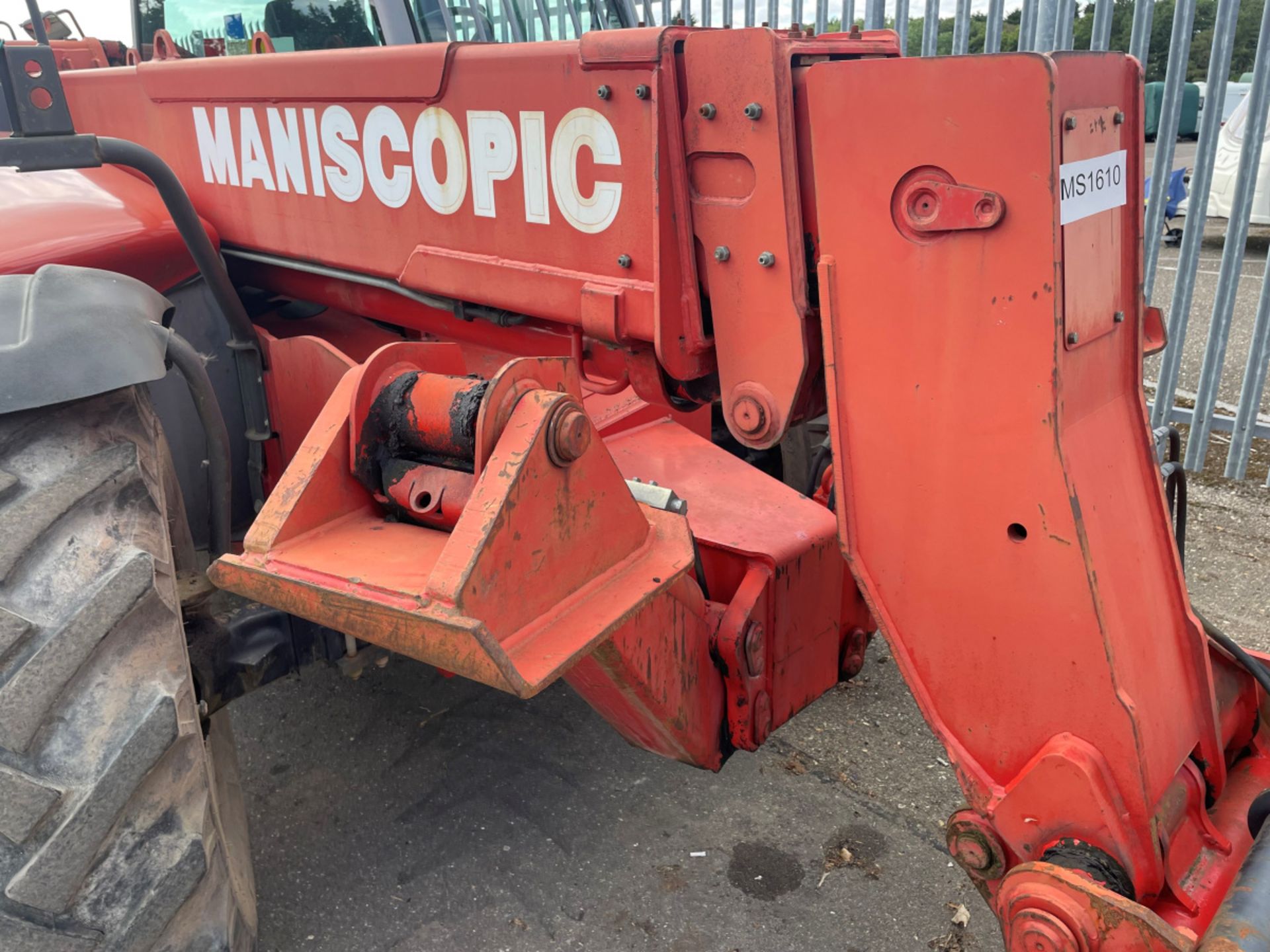 Manitou MT1235S Telescopic forklift with Manitou forks Model FFCMK1FP - 2003 model - Hours 03050-14 - Image 9 of 25