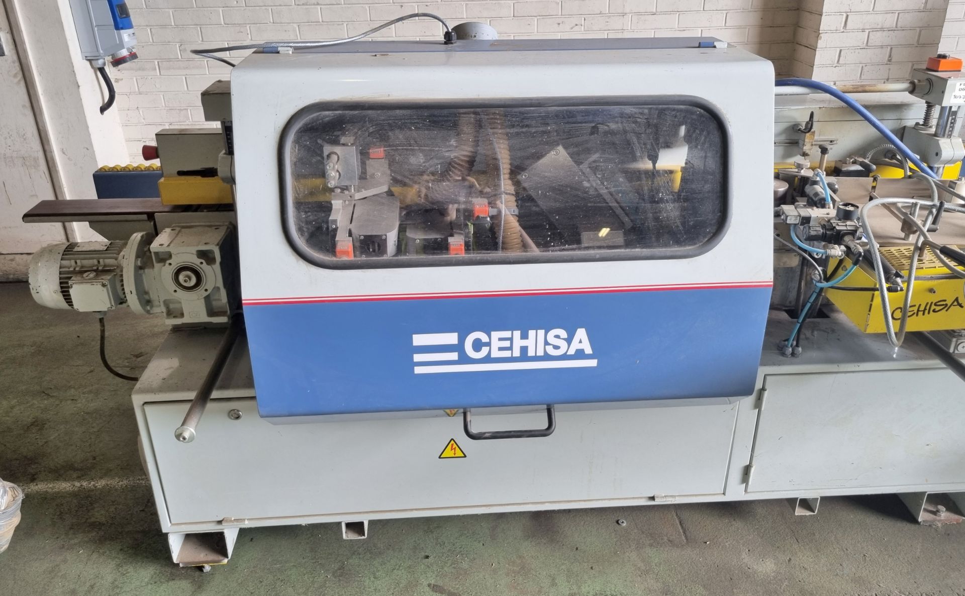 Cehisa Rapid EP-7 edgebanding machine - YOM 2007 - serial 4686 - 415V - 3 phase - 3.63kW - 5.9A - Image 4 of 12