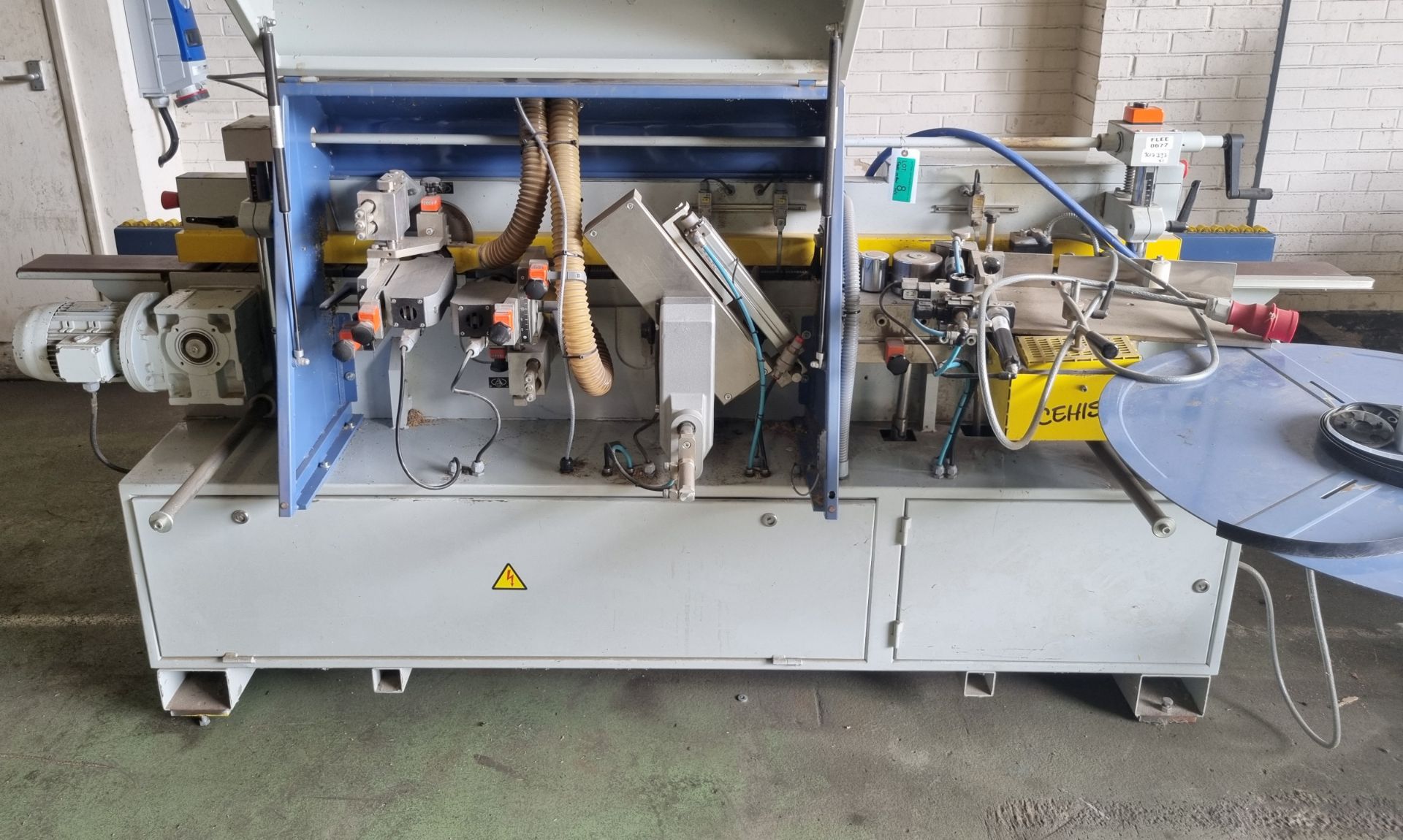 Cehisa Rapid EP-7 edgebanding machine - YOM 2007 - serial 4686 - 415V - 3 phase - 3.63kW - 5.9A - Image 11 of 12