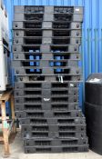 20x Plastic pallets