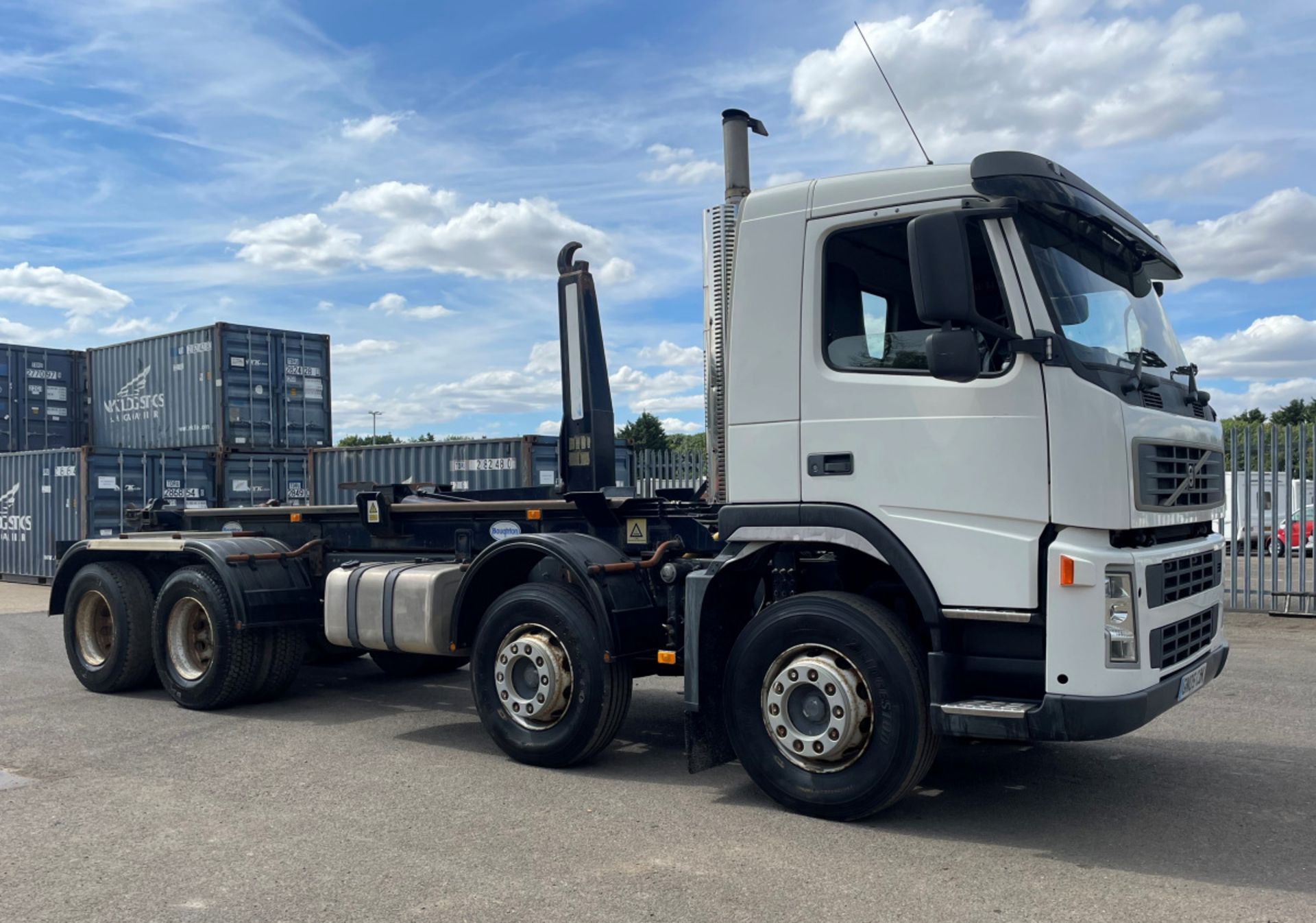 Volvo FM12 8X4 Multi Axle Rigid Skip Loader Lorry - 2005 - Diesel - 12130cc - Only 114444 miles