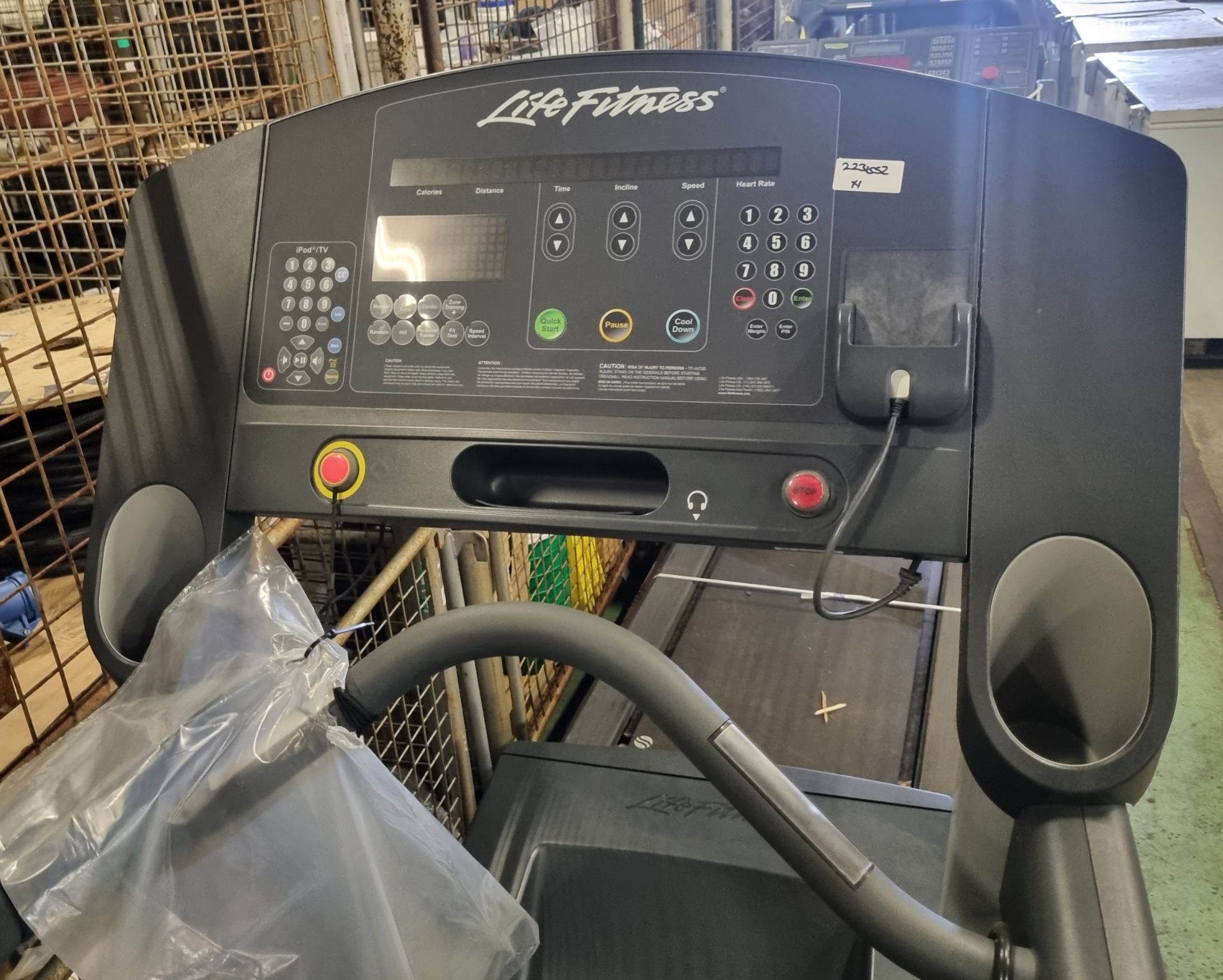 Life Fitness Flexdeck treadmill L 220 x W 90 x H 150 cm - Image 5 of 6