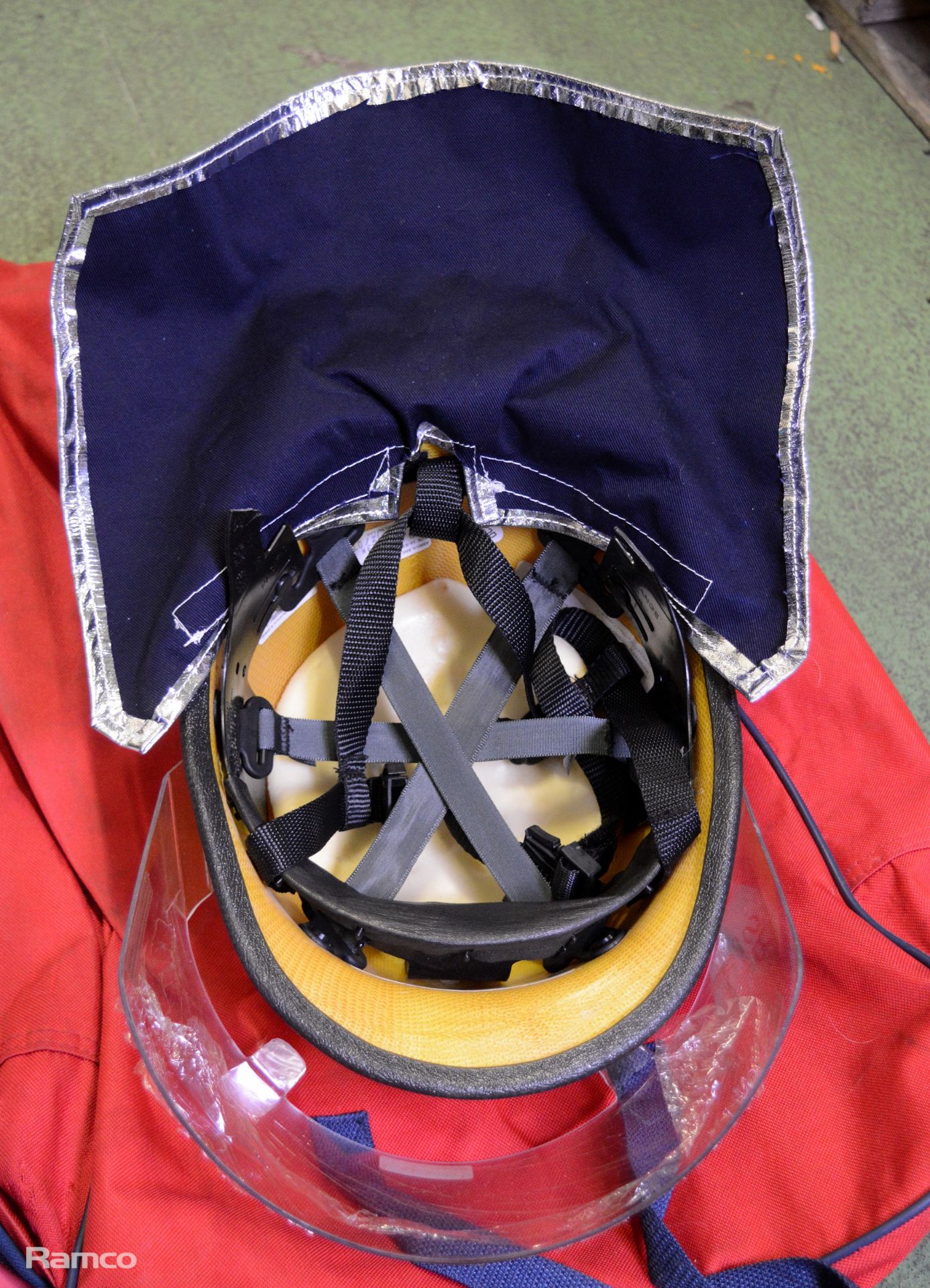 Firefighter equipment - Helmet & Wellington boots (size 10) - Image 5 of 8
