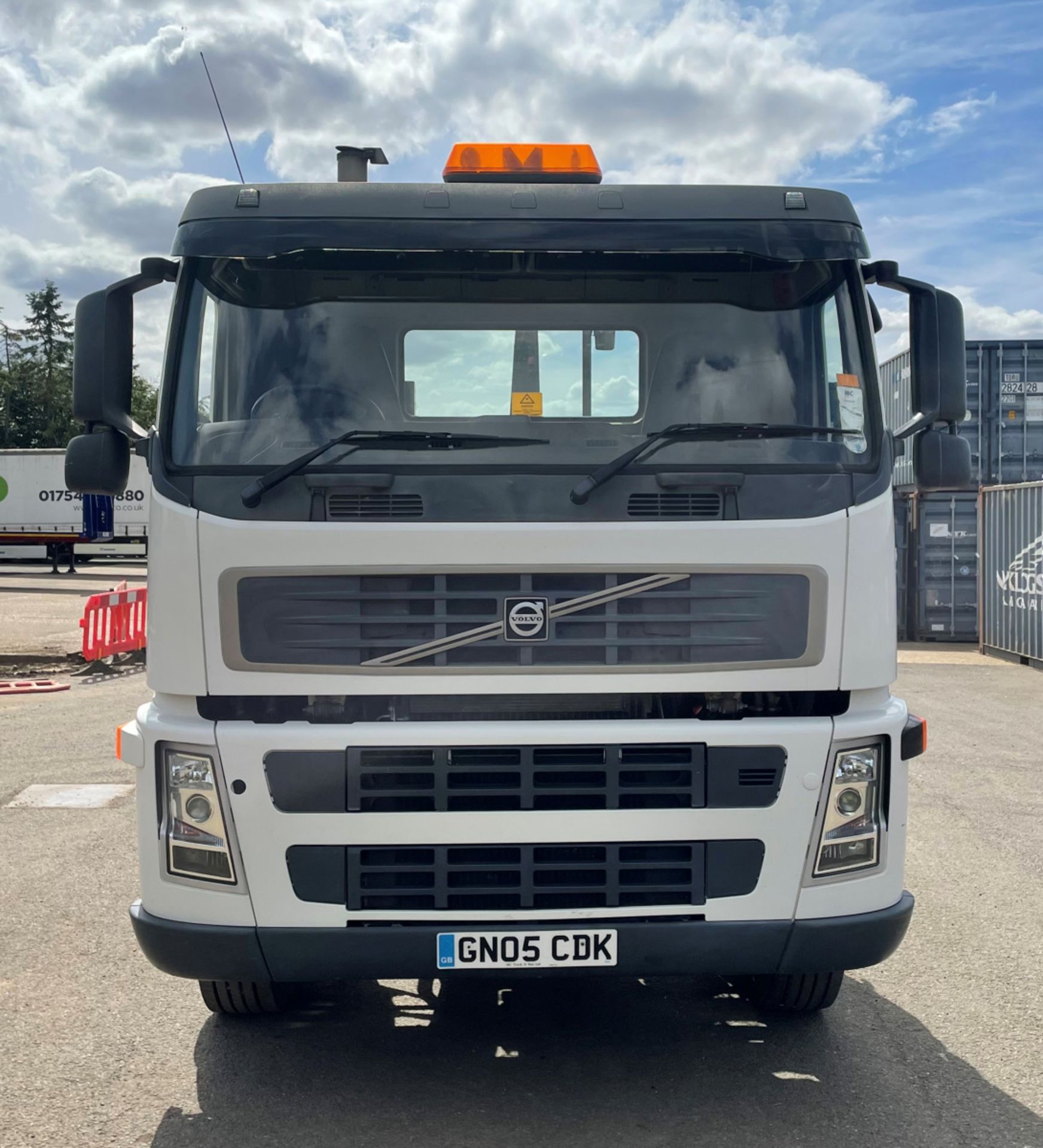 Volvo FM12 8X4 Multi Axle Rigid Skip Loader Lorry - 2005 - Diesel - 12130cc - Only 114444 miles - Image 2 of 33