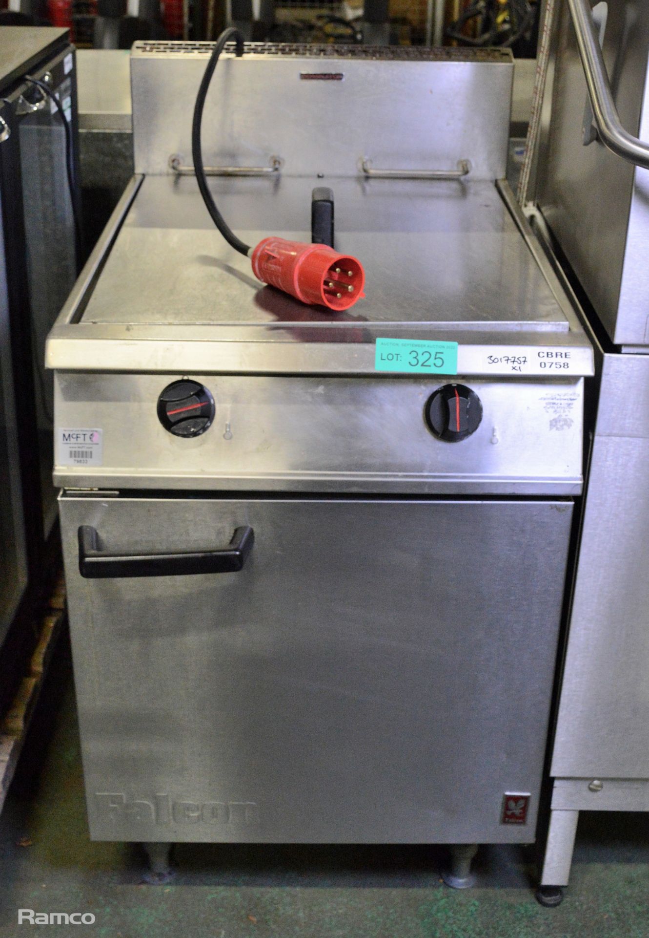 Falcon Dominator individually controlled twin tank gas fryer