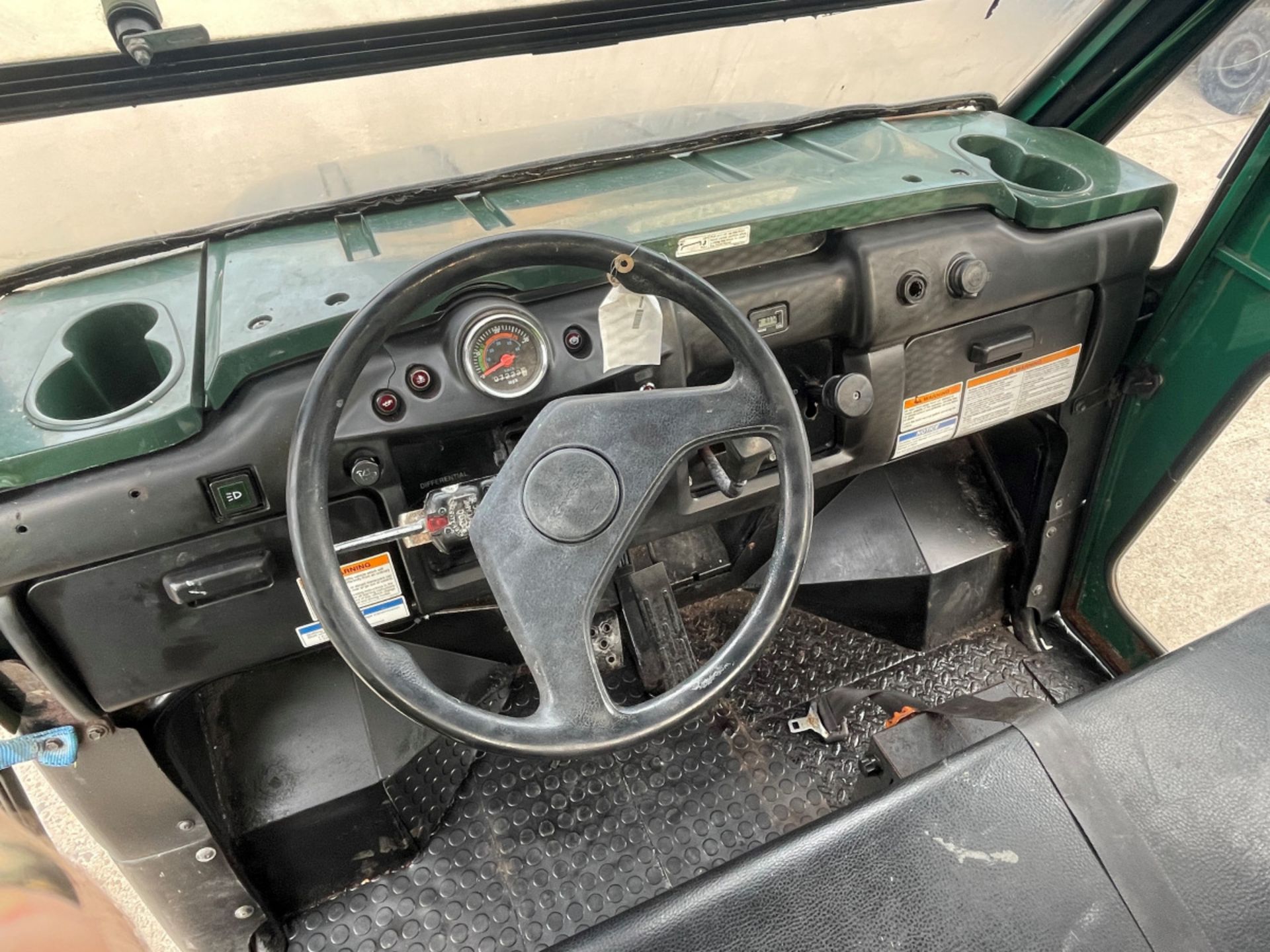 Kawasaki Mule 4010 - Diesel - 4WD - Powering Steering - Full Cab with heating - Image 11 of 20