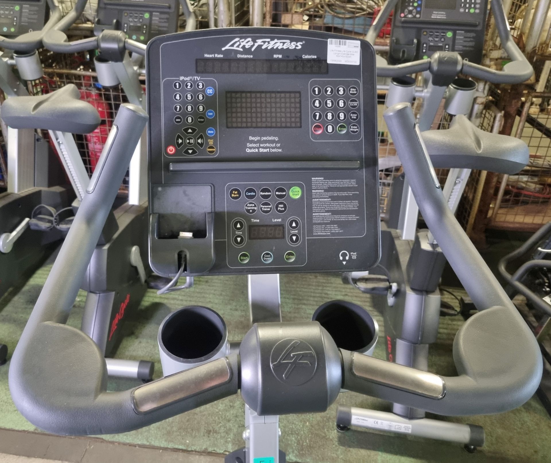 Life Fitness Life Cycle CLSC Upright Exercise Bike 60 x 140 x 150cm - Image 3 of 5
