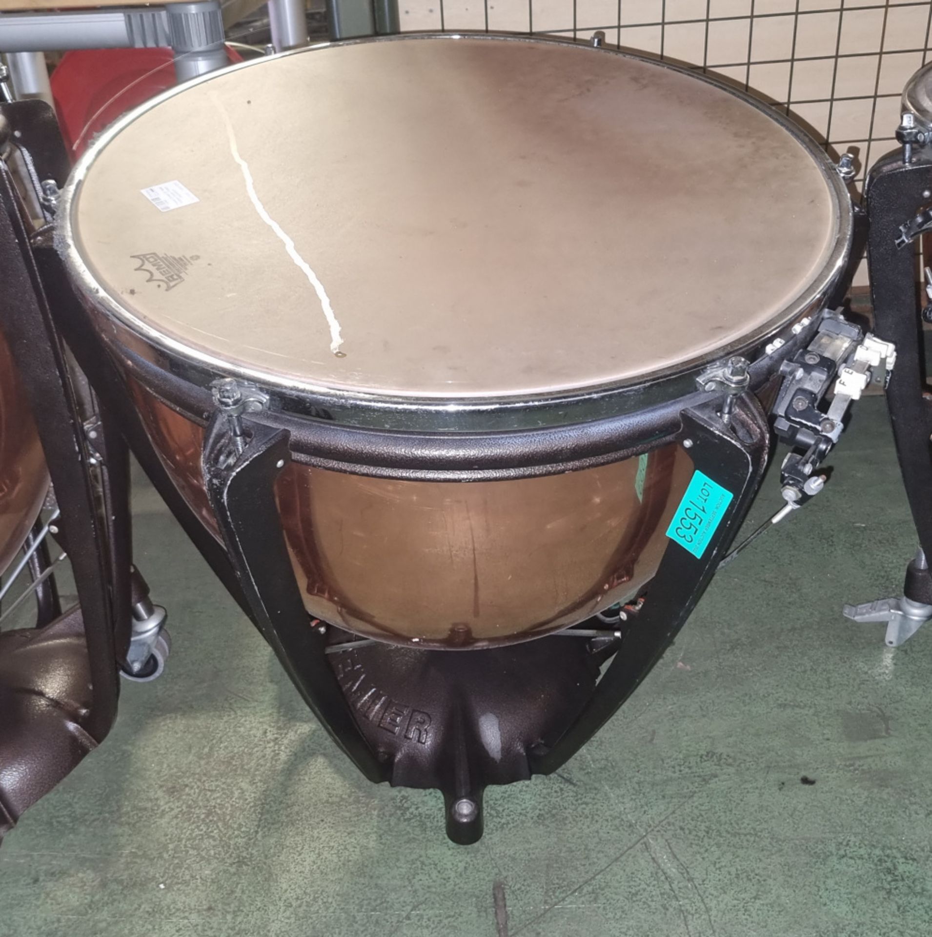 Premier Concert 29 inch Pedal Polished Copper Timpani - 85x80x90cm