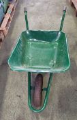 Walsall Metal standard wheelbarrow