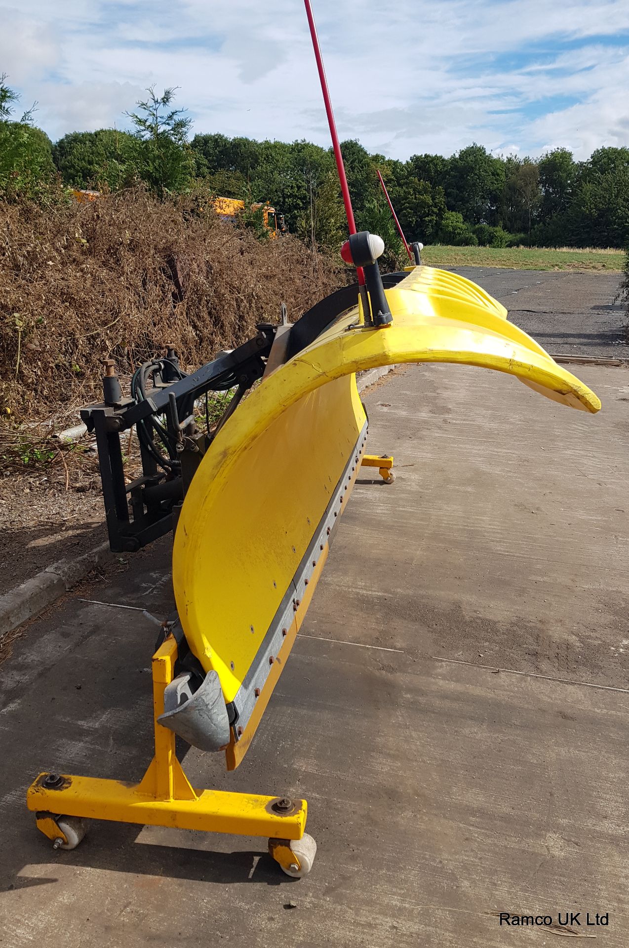 2009 Schmidt Snow Plough Model: SNK34. Direct from National Highways. - Image 4 of 7